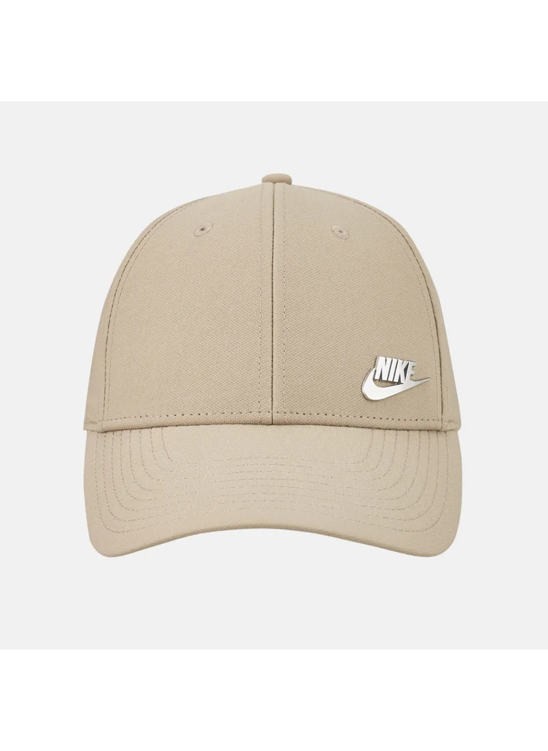 Nike Dri-FIT Club Structured Metal Logo Cap