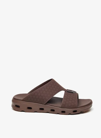 لو كونفورت Men's Textured Arabic Sandals with Metal Accent