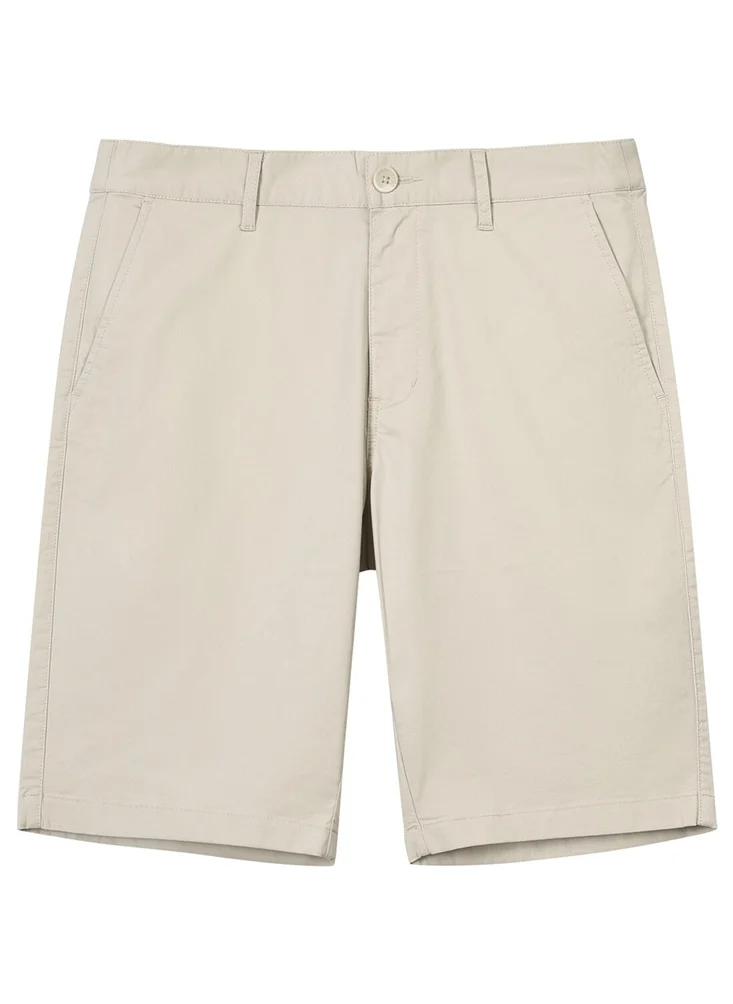 GIORDANO Men's Cotton Elastane Twill Low Rise Slim Fit Bermuda Shorts