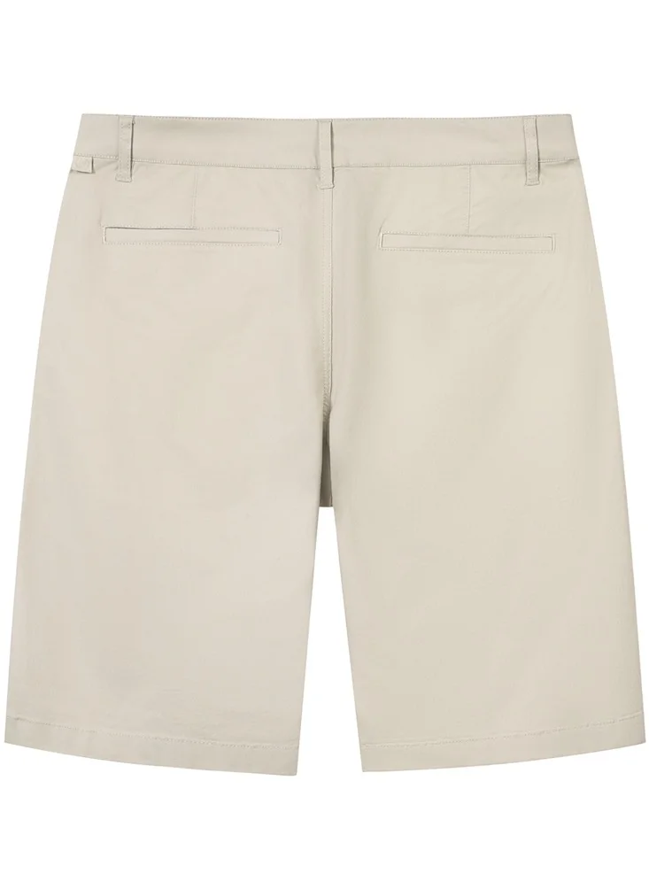 GIORDANO Men's Cotton Elastane Twill Low Rise Slim Fit Bermuda Shorts