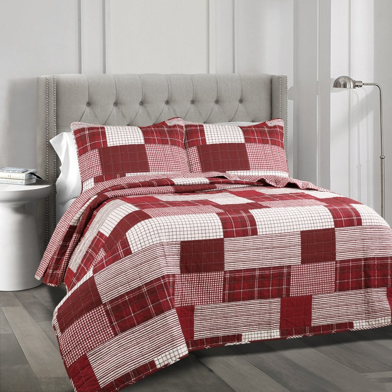 Lush Decor FullQueen Red Greenville 3 Piece Quilt Set