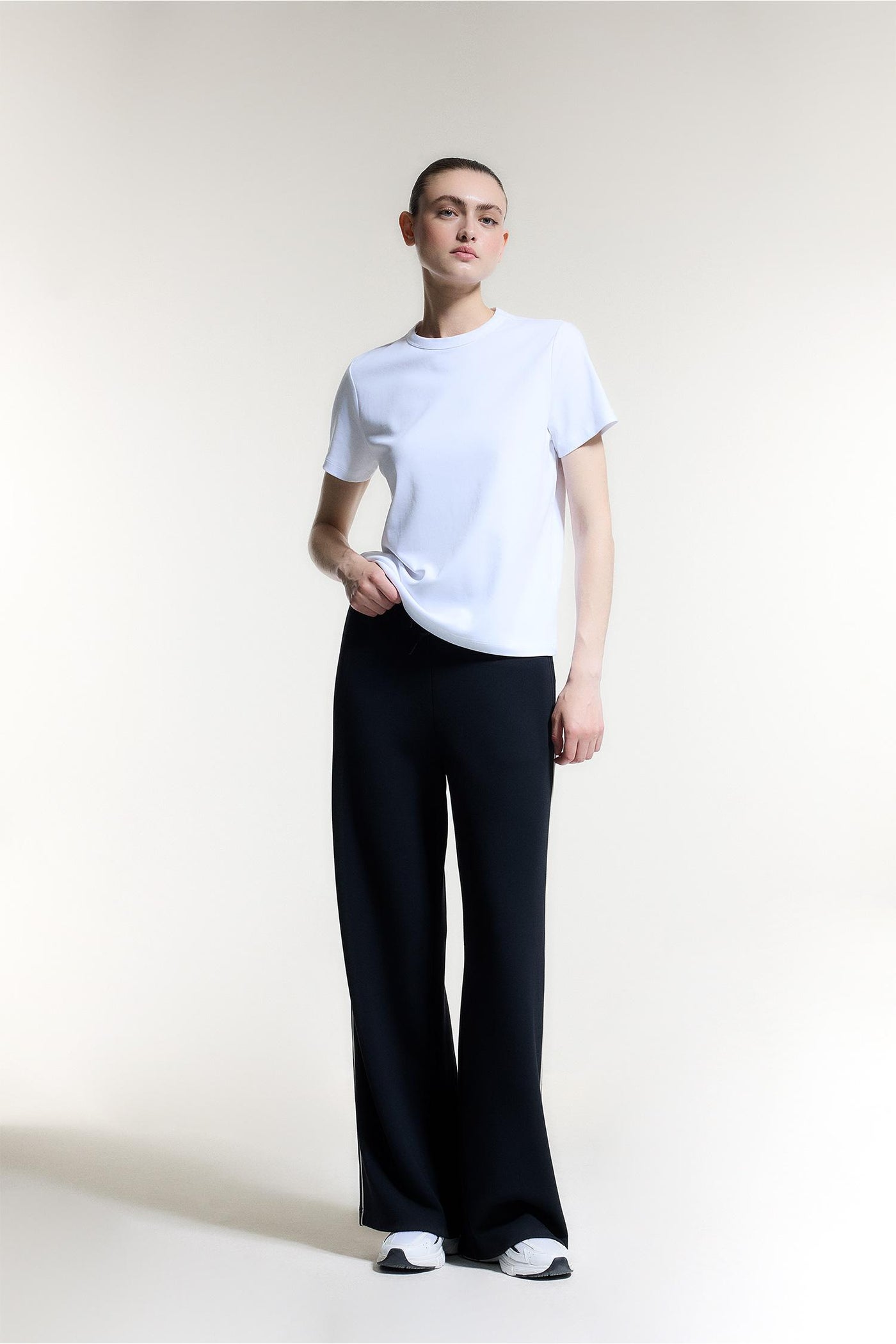 Black Woman Wide Leg Standard Length Modal Sports Sweatpants Casual