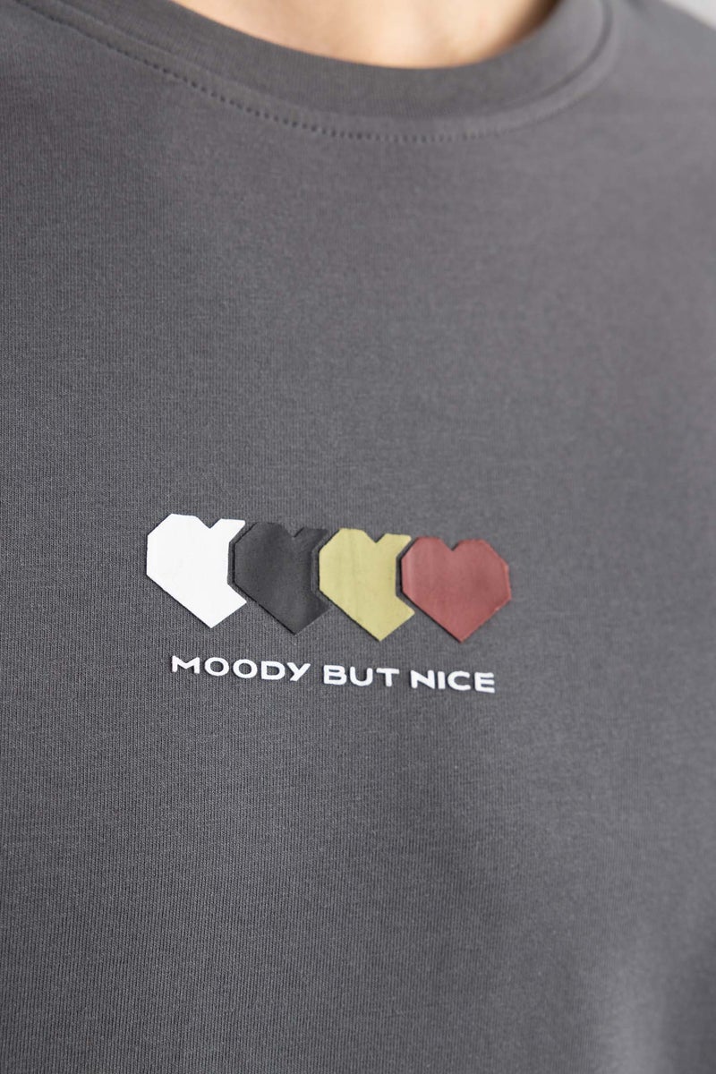 Man Regular Fit Crew Neck Printed T-Shirt