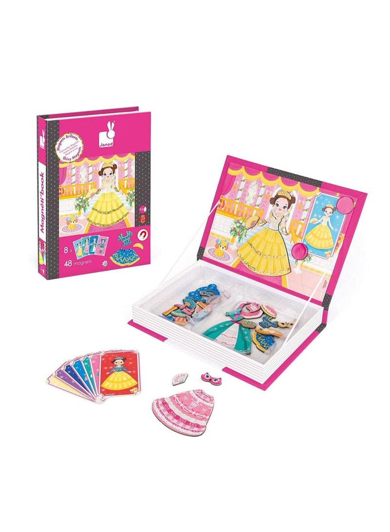 لعبة مغناطيسية لتلبيس  الأميرات من Janod 🎀   خلي طفلتك تعيش في عالم الأميرات الساحر وتختار الأزياء المفضلة لها بكل حرية! تنمي مهارات التنسيق، الخيال، وحب الأناقة - مناسبة لعمر 3 سنوات فأكثر -مثالية كهدية أنيقة وتعليمية في نفس الوقت - Image 1
