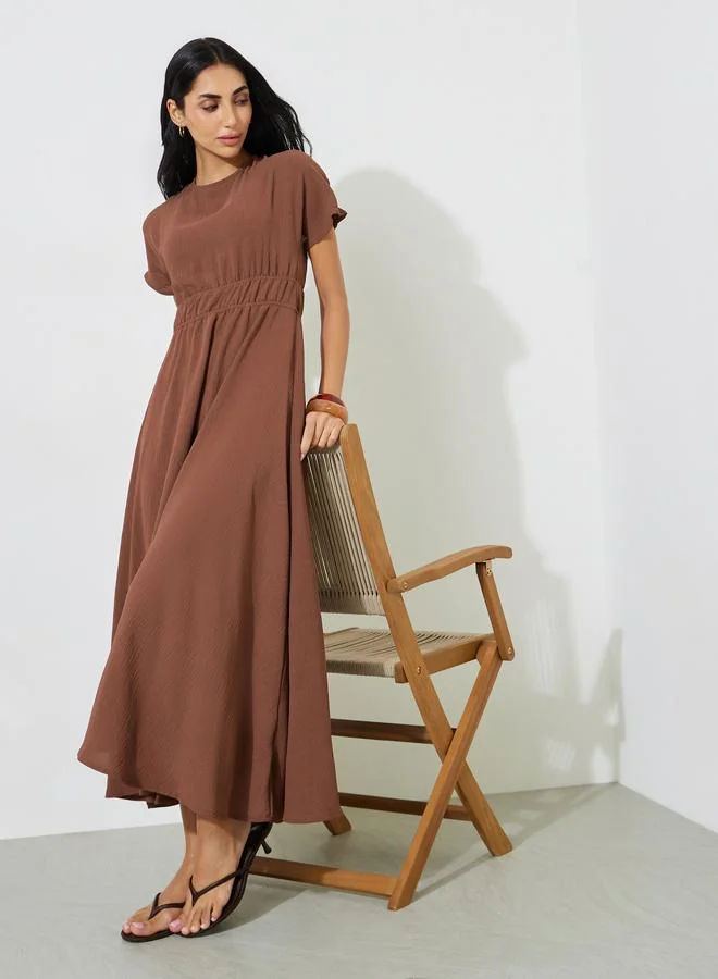 ستايلي Brown Solid Ruched Detail A-Line Midi Dress