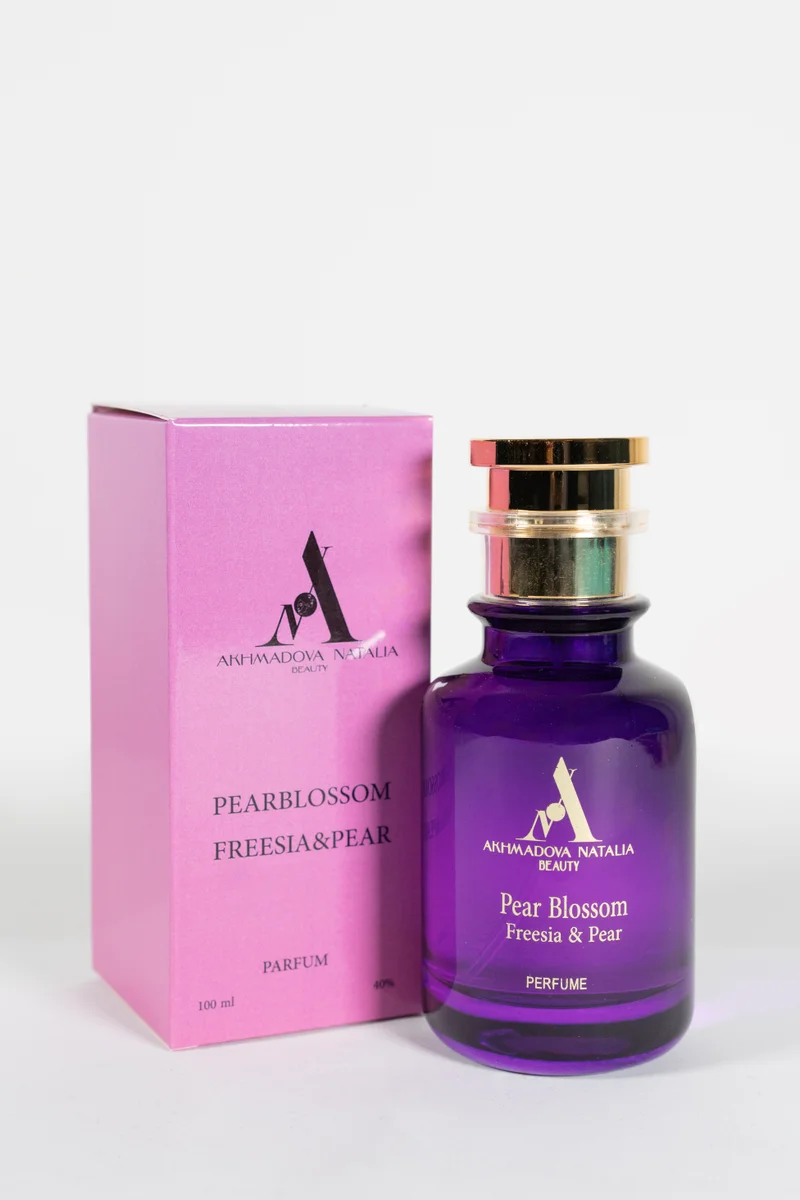 D'Daniela AKHMADOVA NATALIA - PEAR BLOSSOM FREESIA & PEAR -40%