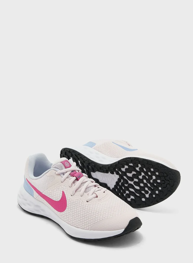 Nike Youth Revolution 6