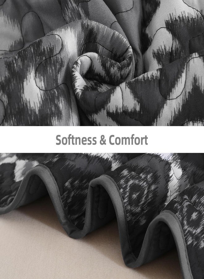 Dintszyayue Black Boho Quilt Set King Size，3 Pieces Aztec Texture Bedspread Grey Coverlet Set Soft Lightweight Bed Cover for All Season Geometric Microfiber Bedding with 2 Pillowcases(Black,104"x90") - Image 5