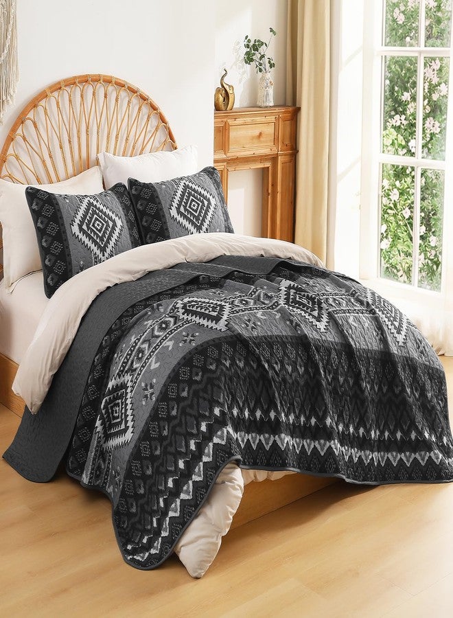Dintszyayue Black Boho Quilt Set King Size，3 Pieces Aztec Texture Bedspread Grey Coverlet Set Soft Lightweight Bed Cover for All Season Geometric Microfiber Bedding with 2 Pillowcases(Black,104"x90") - Image 2