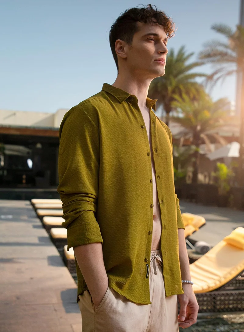 Men's Olive Green Distorté-Woven Regular Shirt
