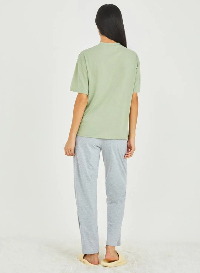 Styli Solid Pocket Detail T-Shirt and Pyjama Set