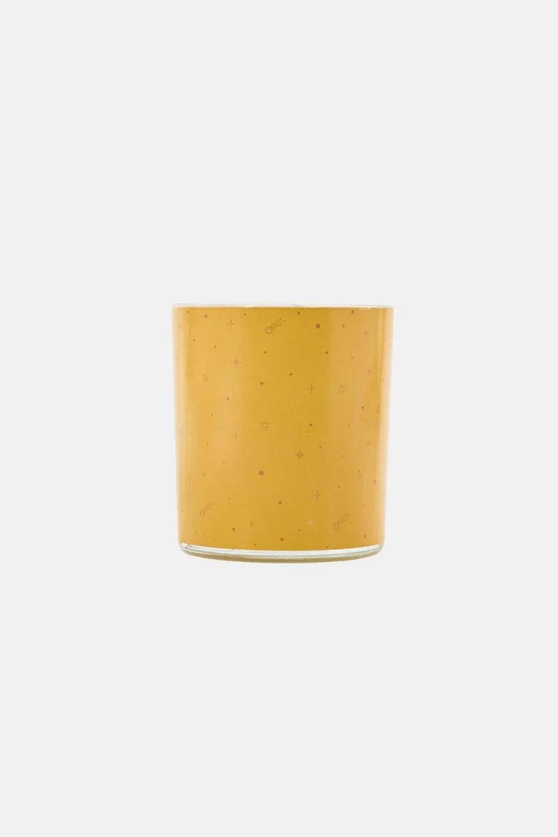 Muy Mucho Amber And Mandara Scented Candle 120g