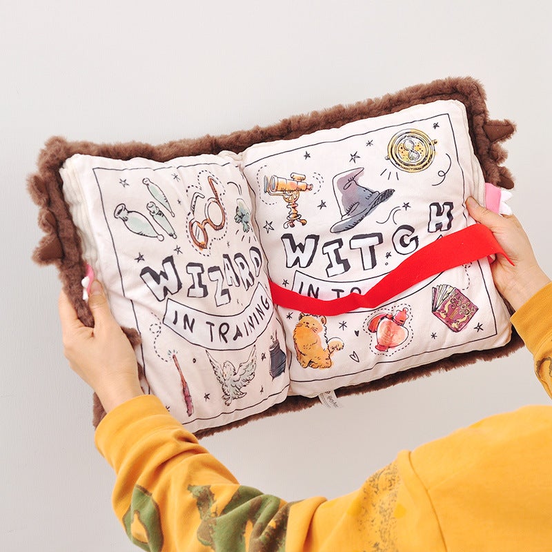 دمية كتاب الوحوش المحشوة كتعليقة ووسادة لمحبي عالم السحر - Image 4