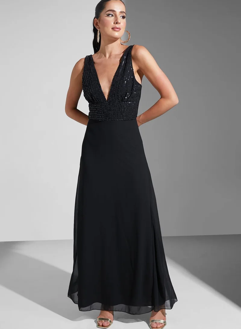 Namshi X Hadia Ghaleb Hadia Ghaleb Sequined Bodice Dress