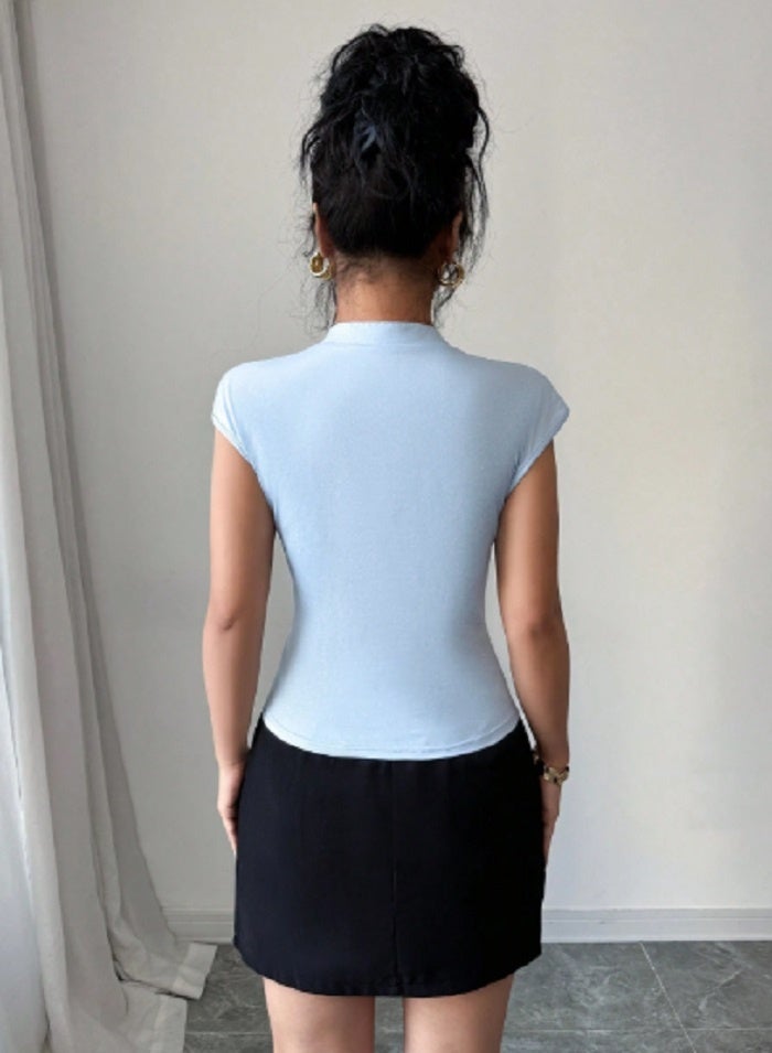 Shein Women's Stand Collar, Hollow Chest, Buttoned, Sleeveless, Bow Decor, Fitted Tee Shirt  - Image 3