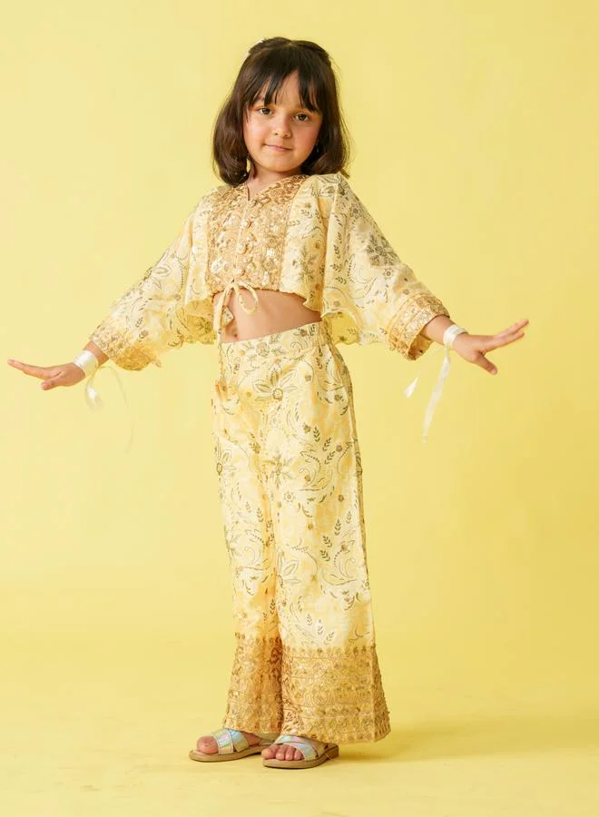 مايثيلي Maithili Embellished Printed Crop Top and Pants Set