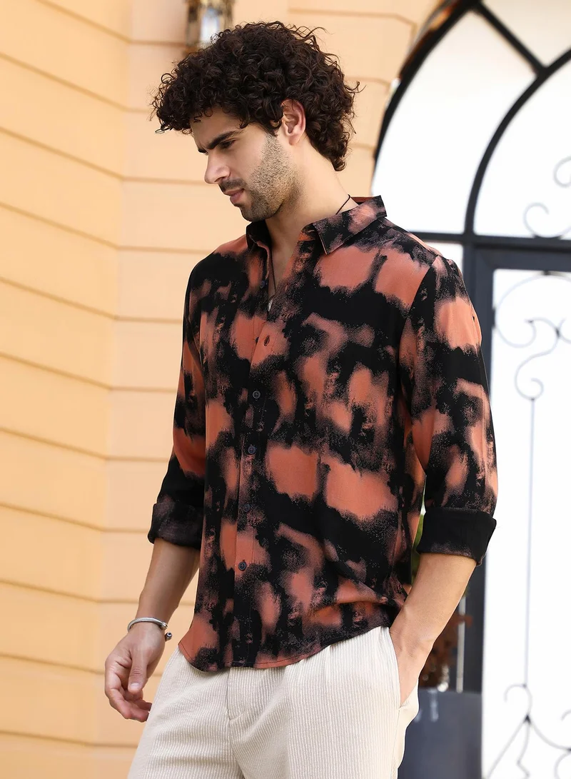 Campus Sutra Men's Obsidian Black & Sienna Brown Smudged-Block Regular Shirt