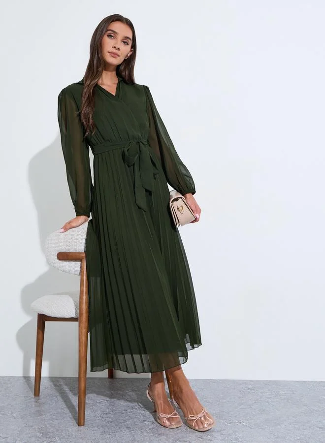Green Tie-Up Waist Pleated Details V-Neck A-Line Maxi Dress