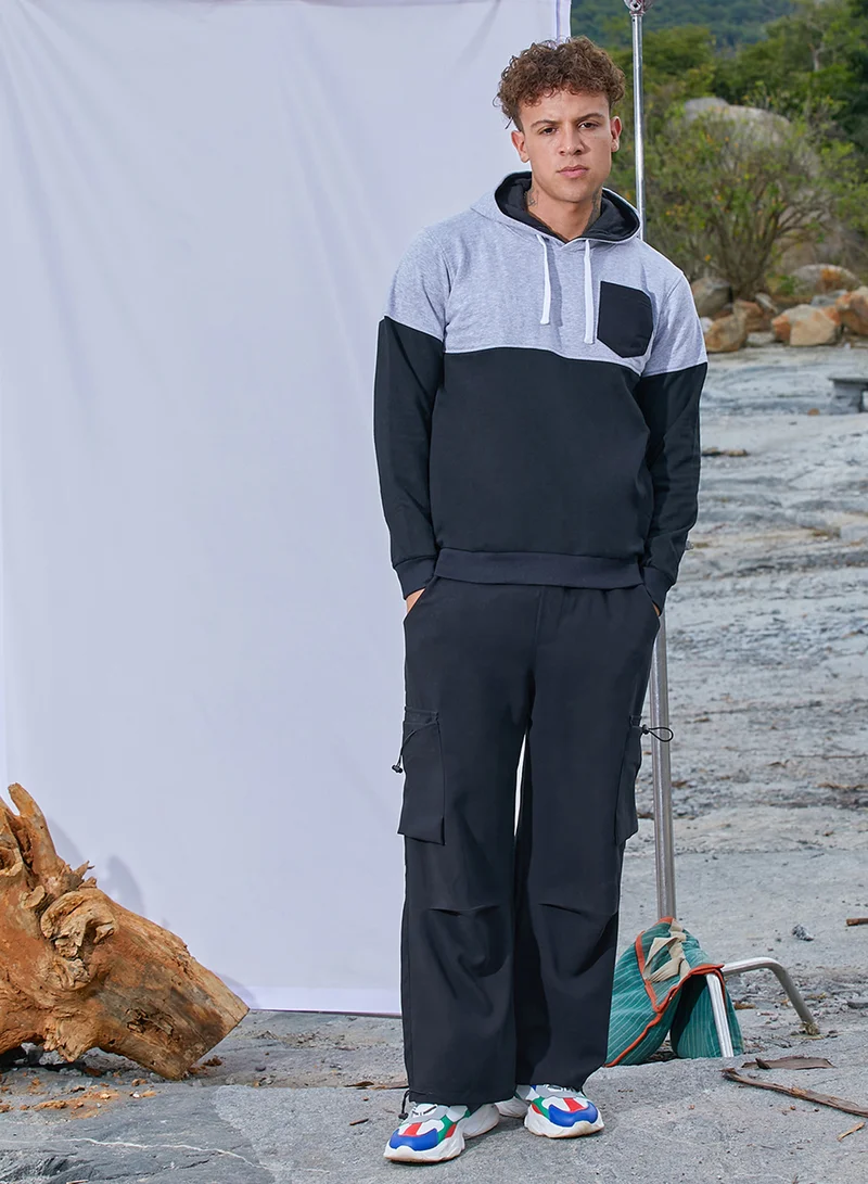 كامبوس سوترا Men's Black & Grey Pullover Hoodie With Patch Pocket