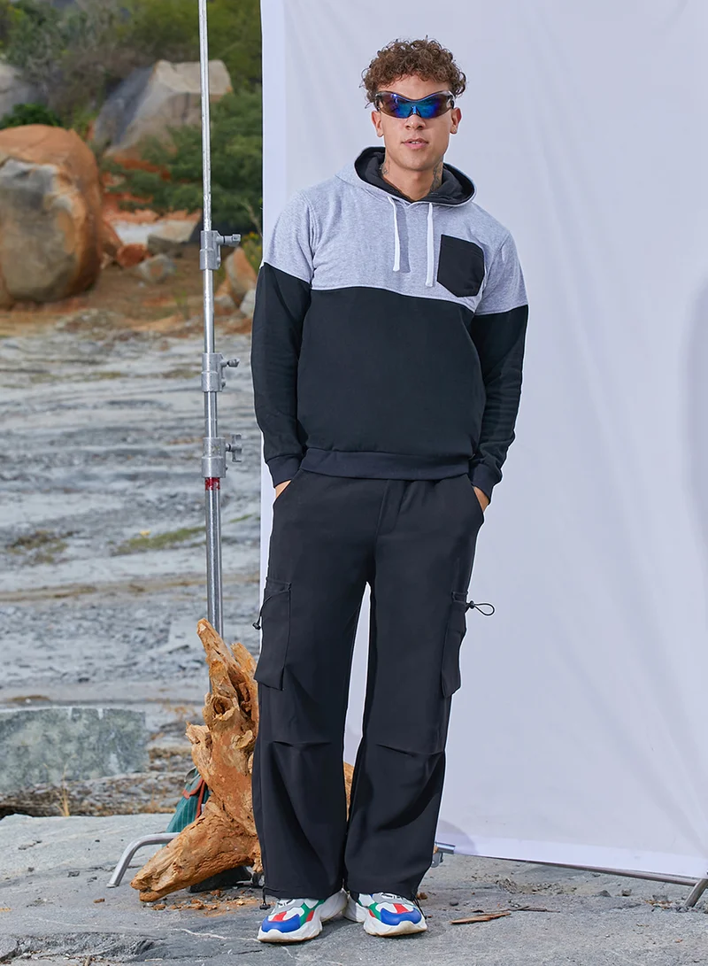كامبوس سوترا Men's Black & Grey Pullover Hoodie With Patch Pocket