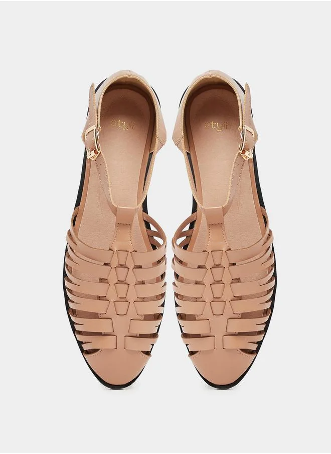 Styli Strappy Flat Closed Toe Sandals