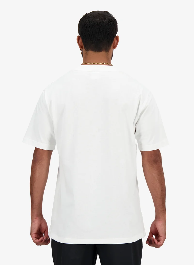 نيو بالانس تيشيرت بشعار أثليتكس