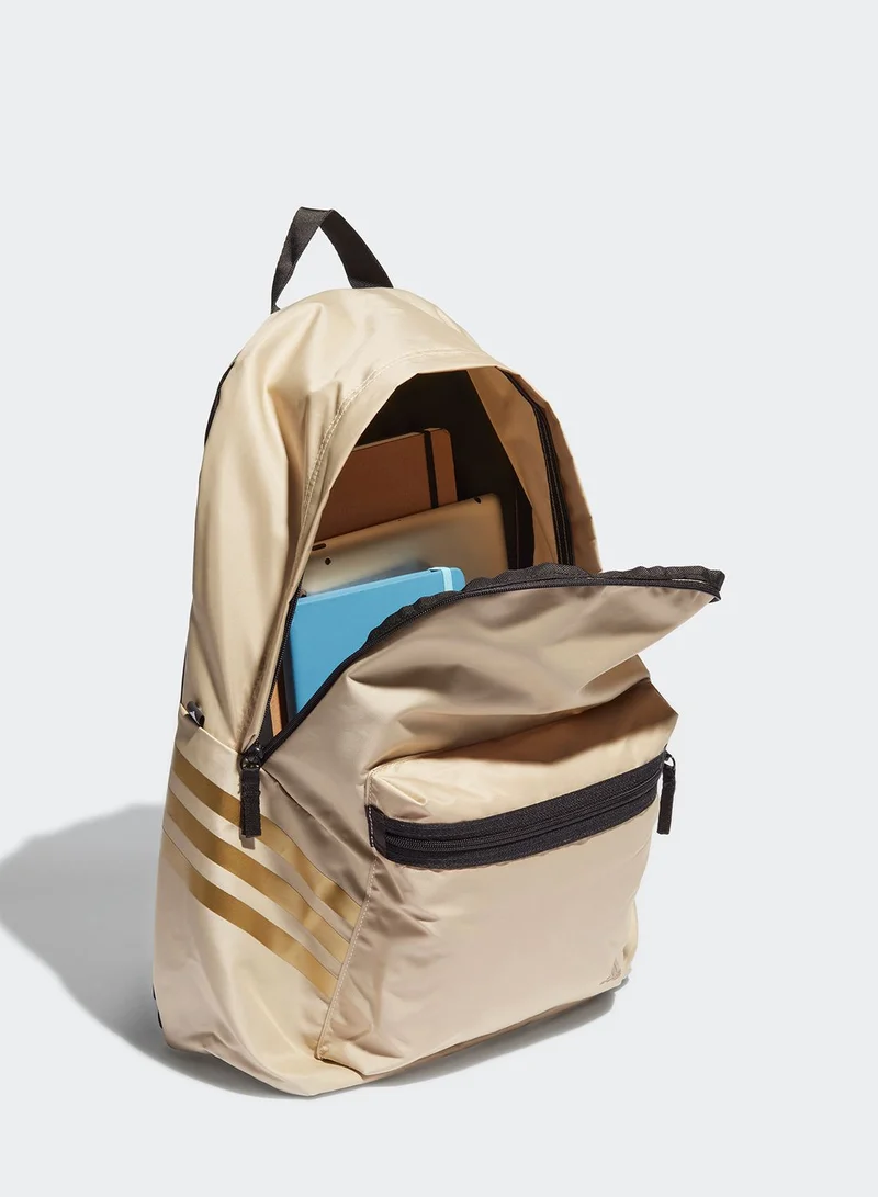 adidas شنطة ظهر بطباعة 3 خطوط