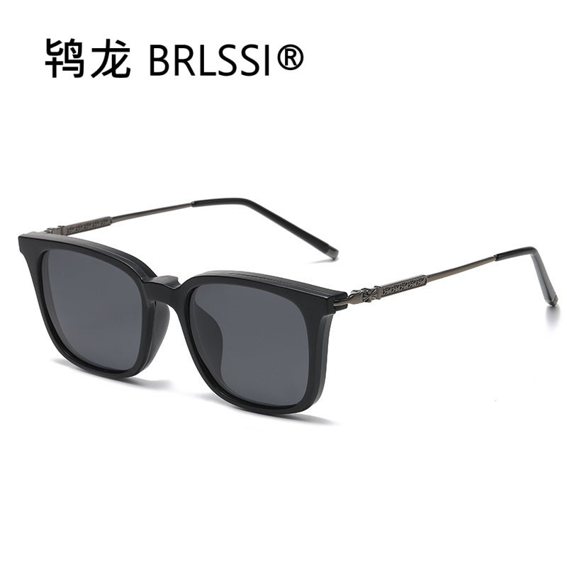 2378 New Magnetic Suction Glasses Polarized Sunglasses Eyebrows Metal Box Outdoor Multi-Functional Driving Sunglasses Change Piece - Image 5
