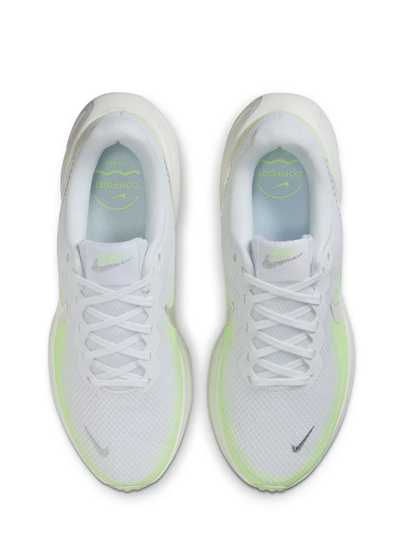 Nike Revolution 8