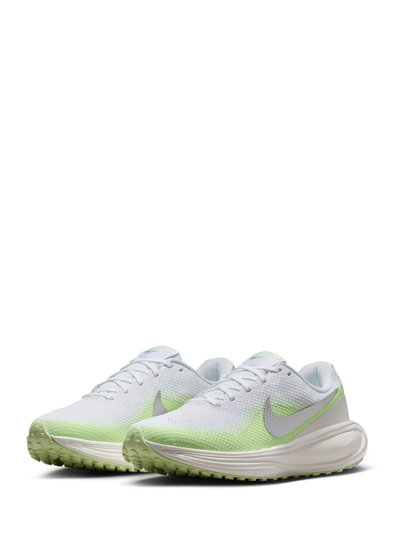 Nike Revolution 8