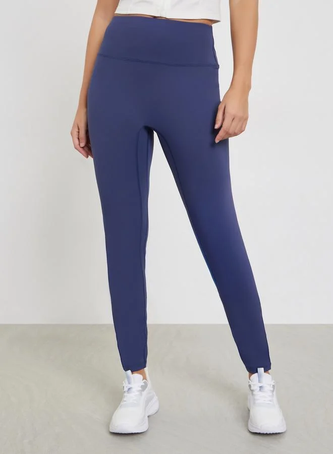 ستايلي اكتيف ليقنز بخصر عريض وتفاصيل درزات