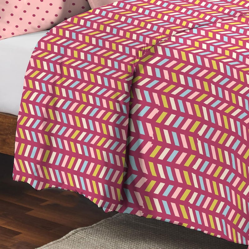 Trident Trident Feather Tales Queen Size Reversible Comforter Double Bed Blanket, 144 Thread Count, 100% Cotton Shell with 120 GSM Polyfill, AC Blanket Double Bed, Quilt - Party Mood Pink  - Image 3