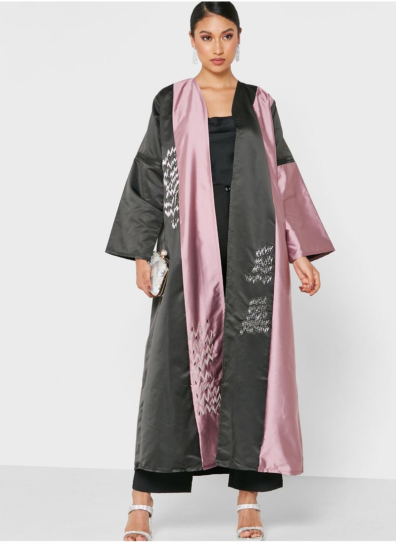 Moistreet - Colorblock Embroidered Abaya - Image 1