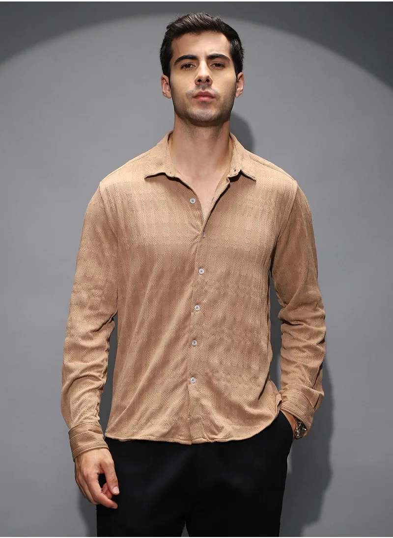 كامبوس سوترا Men's Peanut Brown Braided-Knot Tactile Shirt For Casual Wear | Spread Collar | Long Cuffed Sleeves | Button Closure | Shirt Shirt Crafted With Comfort Fit For Everyday Wear