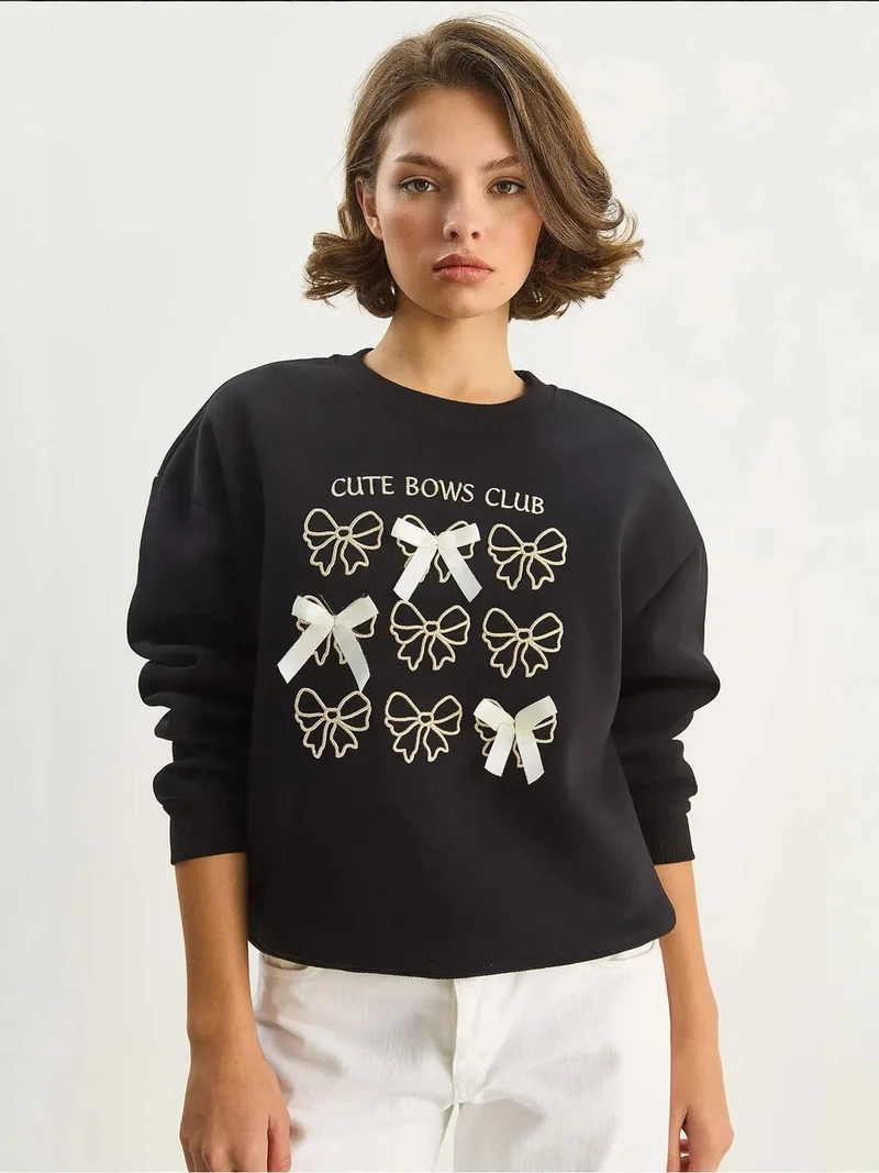 Bianco Lucci LUCCI Ribbed Printed Crew Neck Long Sleeve Sweatshirt
