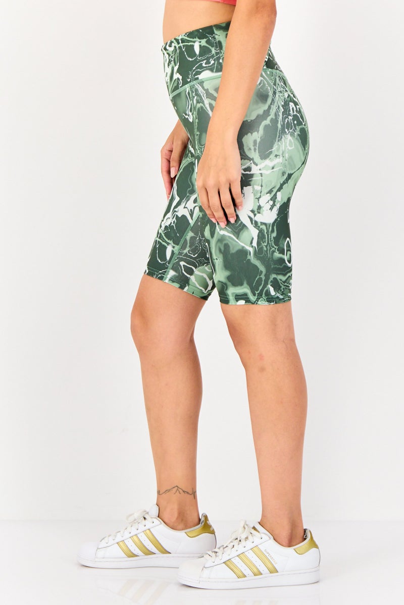 FILA شورتات دراجات رياضية للنساء بشعار العلامة التجارية، متعددة الألوان - Image 3