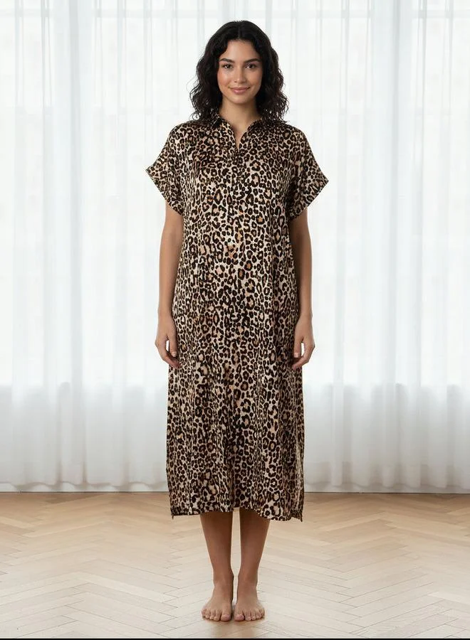 أدريا فستان نوم قصير بأكمام قصيرة وطبعة حيوانات