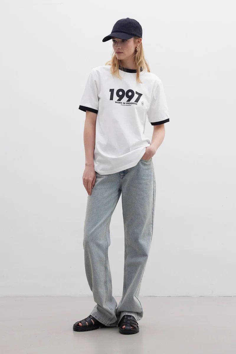 Manuka Contrast Stripe Printed T-shirt Black