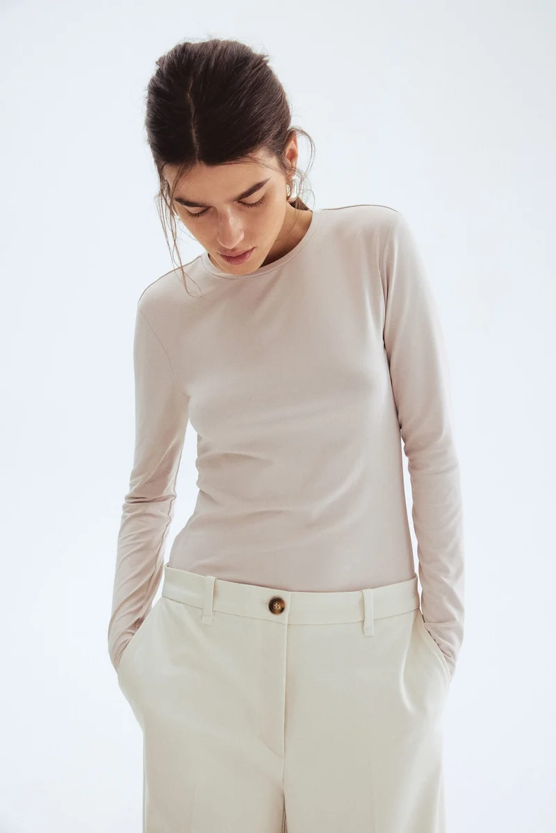 اتش اند ام بلوزة من الجيرسيه