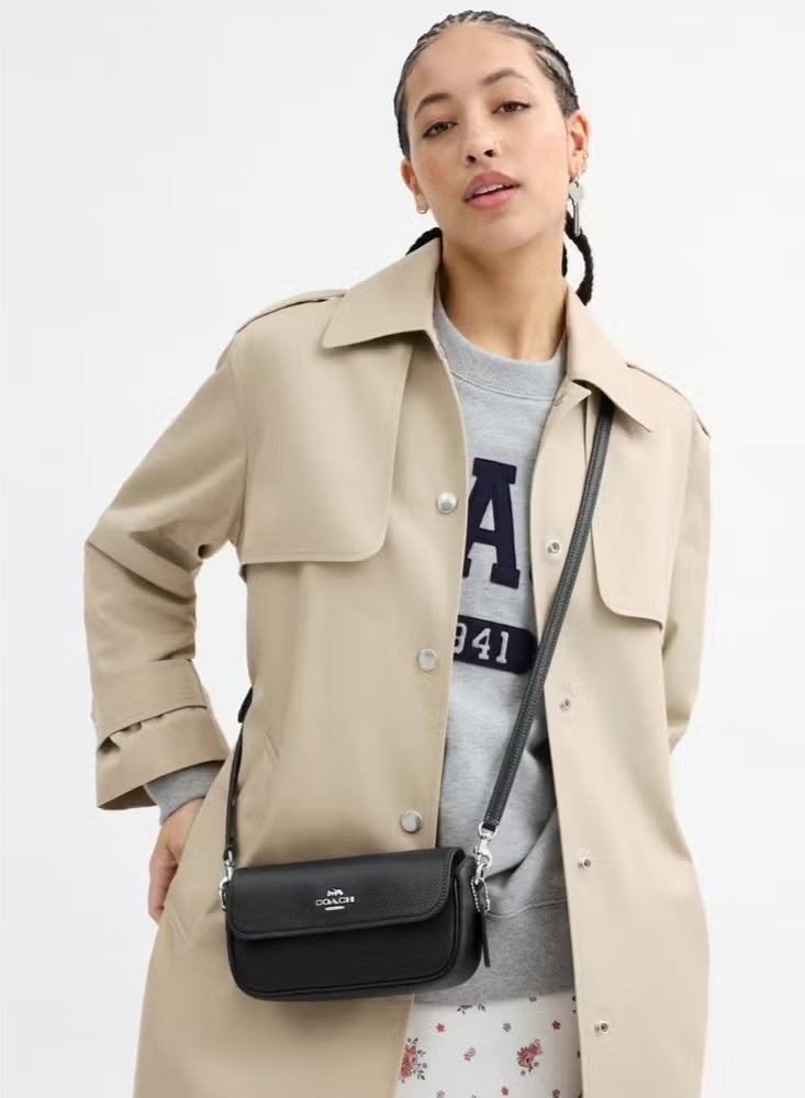 coachoutlet حقيبة كوتش هاييلي فلاب، حقيبة كتف نسائية، حقيبة عبر الجسم نسائية، حقيبة سفر نسائية، حقيبة يد نسائية - 21 سم - سوداء - Image 2