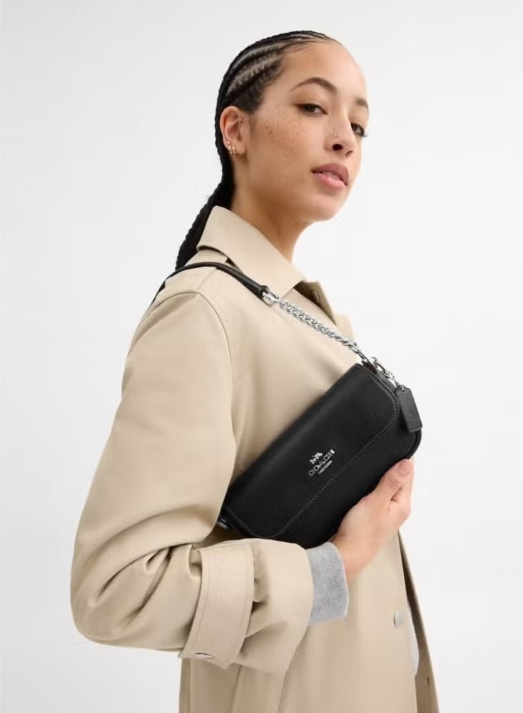 coachoutlet حقيبة كوتش هاييلي فلاب، حقيبة كتف نسائية، حقيبة عبر الجسم نسائية، حقيبة سفر نسائية، حقيبة يد نسائية - 21 سم - سوداء - Image 3