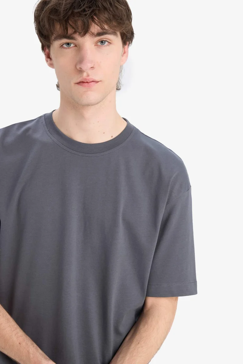 Defacto Oversize Fit Crew Neck Short Sleeve T-Shirt