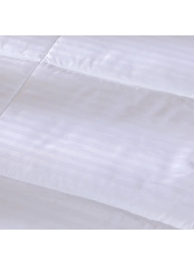 DANUBE HOME Indulgence Single Duvet 100% Cotton  300 Thread Count Plush Duvet Inserts Breathable Soft Comforter Coverbed Essentials For Bedroom  L 135 X W 200 Cm  White