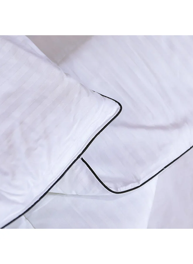 DANUBE HOME Indulgence Single Duvet 100% Cotton  300 Thread Count Plush Duvet Inserts Breathable Soft Comforter Coverbed Essentials For Bedroom  L 135 X W 200 Cm  White