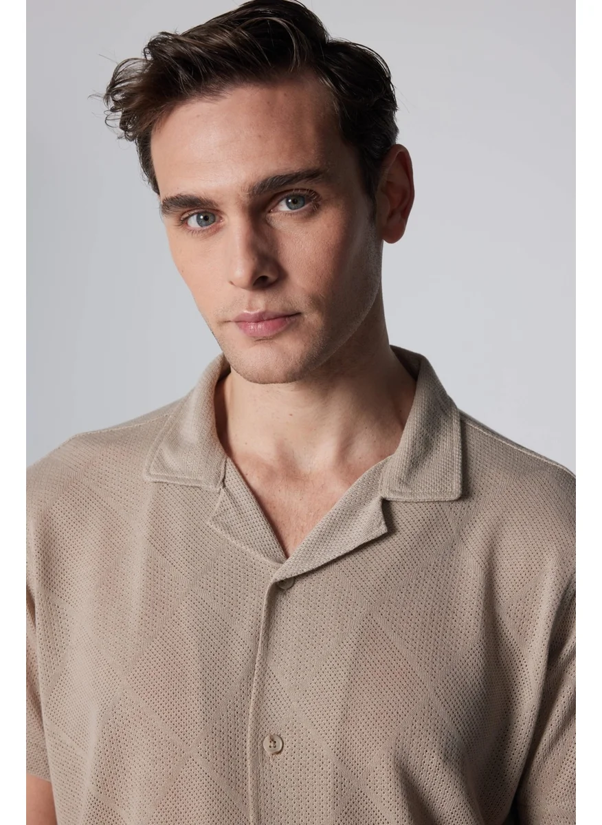 Tudors Slim Fit Slim Fit Short Sleeve Breathable Knitted Texture Square Patterned Open Collar Summer Stone Color Men's Shirt