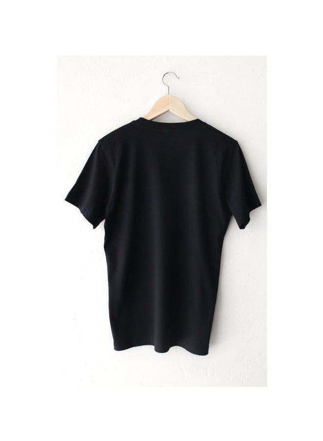 Unisex Black T-Shirt – Stylish & Comfortable from bandaat store  - Image 2