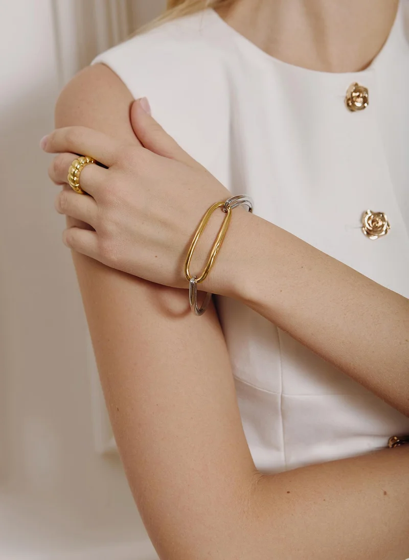 Round bracelet in two metals
