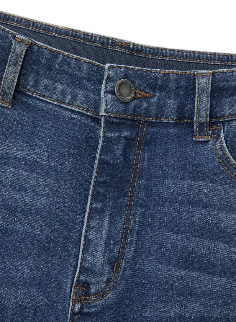 GIORDANO  Women's High Rise Slim Tapered Jeans - Comfortable & Stylish Denim for Women | Best Price UAE