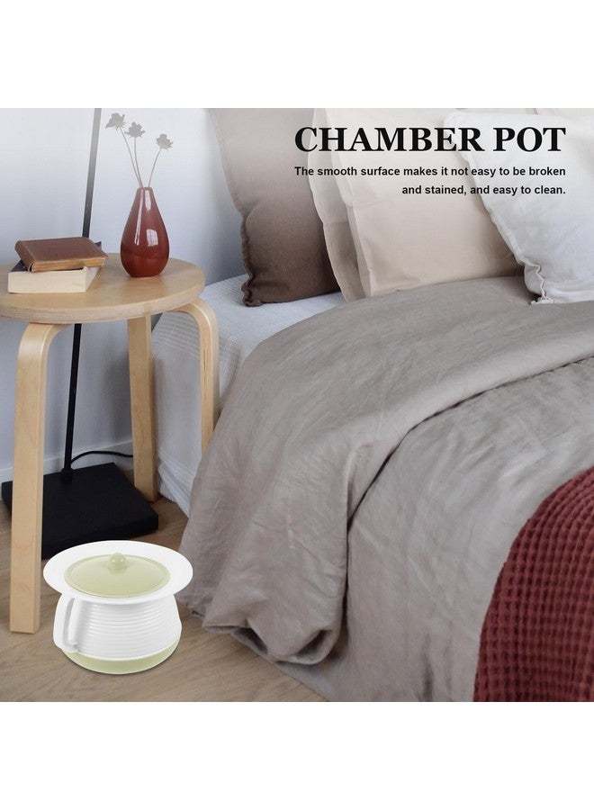 Yardwe Plastic Chamber Pot with Lid - Durable Spittoon for Home, Kids, Adults, and Elderly - Easy-to-Clean Bedside Urinal for Potty Training and Night Use - Image 4