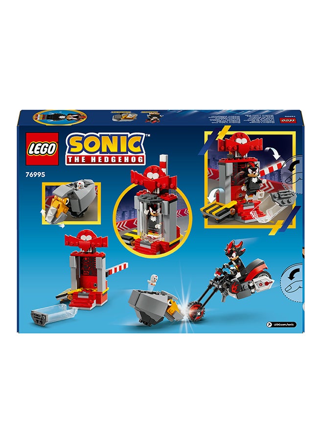 LEGO 76995 Sonic The Hedgehog Shadow The Hedgehog Escape, Kids’ Motorcycle Toy, Video Game Character Figures For Boys, Girls And Fans Aged 8 Plus (196 Pieces)  - Image 3